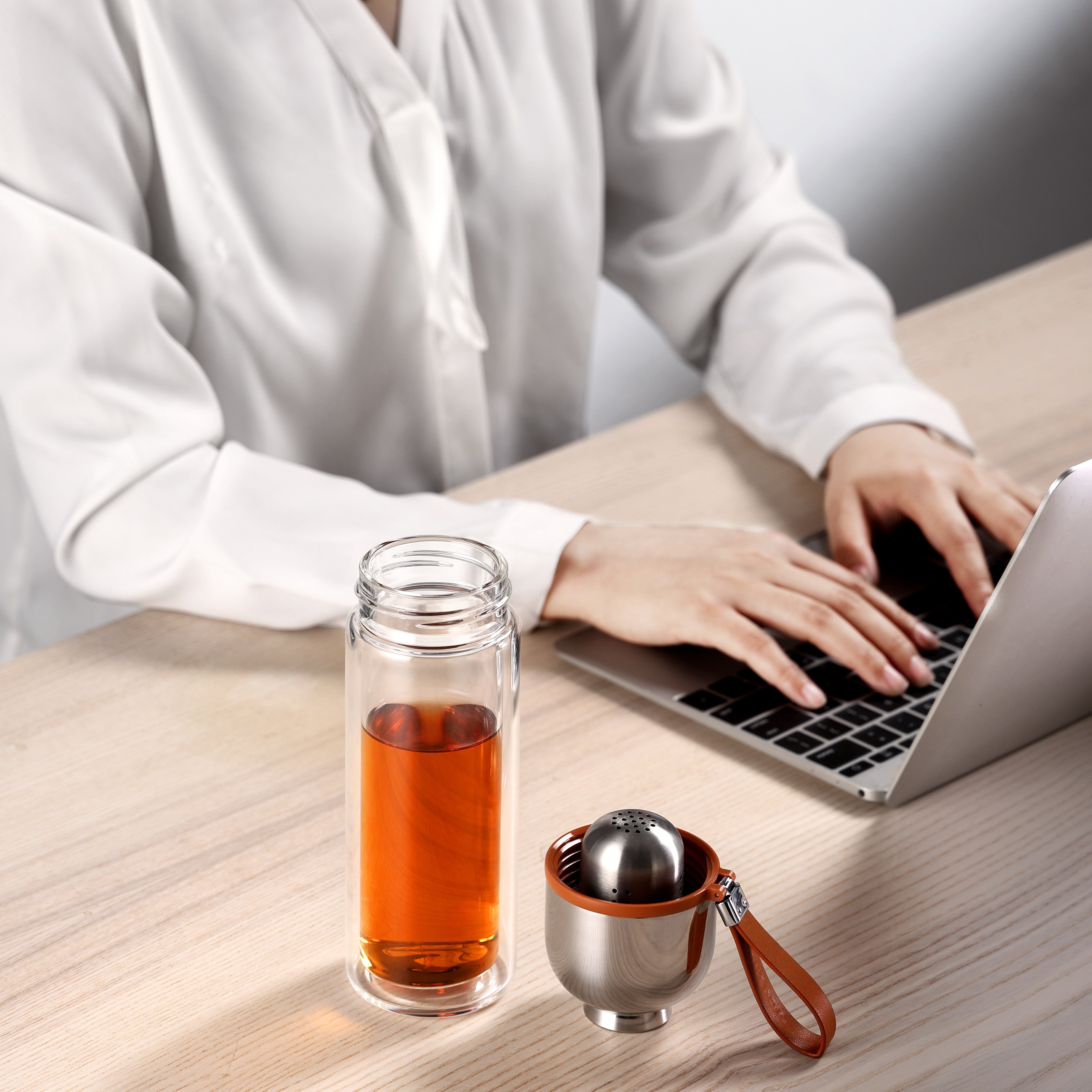 Teeflasche Nomad Transparent (300 ml)